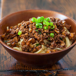 Taiwanese Noodles with Meat Sauce