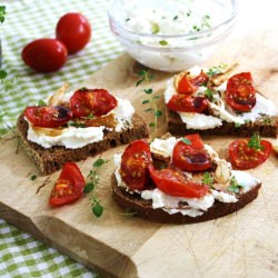 slow-roasted tomatoes and garlic