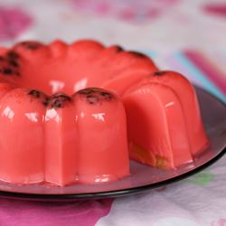 Gulaman with Pineapples and Raisins