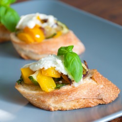 Bruschetta with Bell Pepper