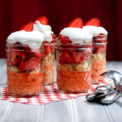 Strawberry Shortcakes in a Jar