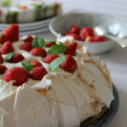 Paula’s Prodigious Pavlova