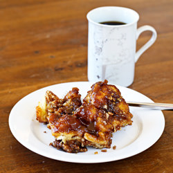 pumpkin spice caramel pecan rolls