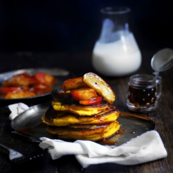 Pumpkin Pancakes w/ Syrup