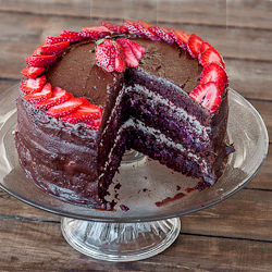 Berries and Chocolate Cake