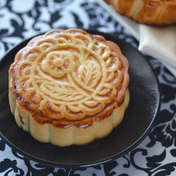 Red Bean Mooncakes