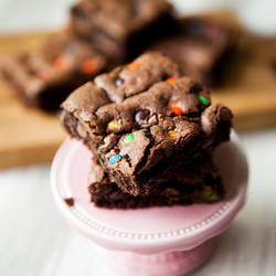 M&M Chocolate Cookie Cake Bars