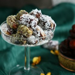 Walnut stuffed Dates with Coconut