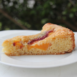 Nectarine Golden Cake