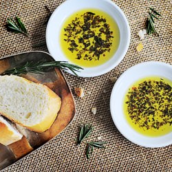 Herbs & Dipping Oil