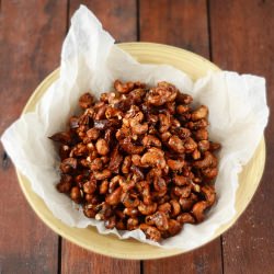 Honey Roasted Rosemary Cashews