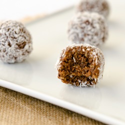 Cocoa-nut Quinoa Bites