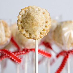 Apple Pie Pops