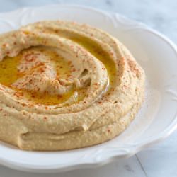 Easy and Smooth Hummus