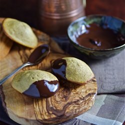 Spiced Pumpkin Madeleines