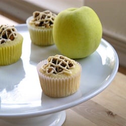 Apple Crumb Pie Cupcakes
