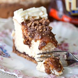 Caramel Toffee Crunch Cheesecake