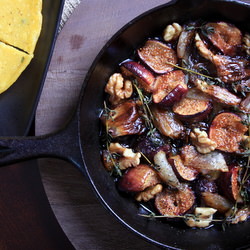 Balsamic Roasted Figs and Shallots