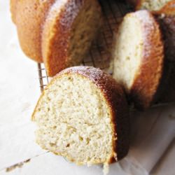 Apple Cider Doughnut Cake