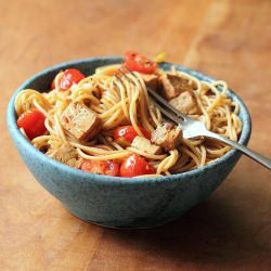 Spaghetti with Marinated Tofu