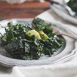 Kale Avocado Salad