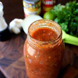 Quick and Easy Mason Jar Salsa