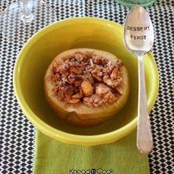 Oatmeal & Nut Stuffed Baked Apples