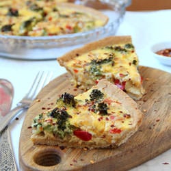 Spicy Broccoli & Red Pepper Quiche