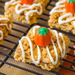 Pumpkin Rice Krispie Treats