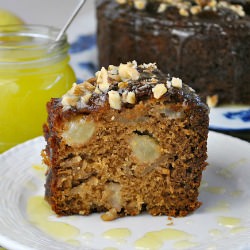 Aunt Cyndi’s Fresh Apple Cake