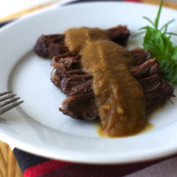 Braised Beef with Veggie Sauce