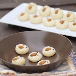 Doodh Peda (Indian Milk Sweet)