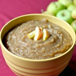 Homemade Chai Spiced Applesauce