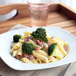 Spaghetti Carbonara with Broccoli