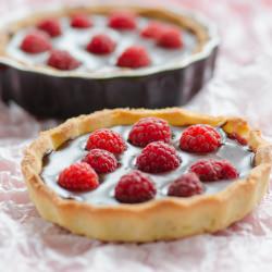 Tartlets with Chocolate Cream