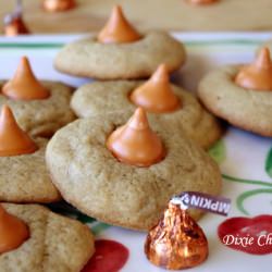 Spice Cookies with Pumpkin Kisses