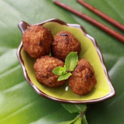 Chicken Fritters, Green Curry Paste