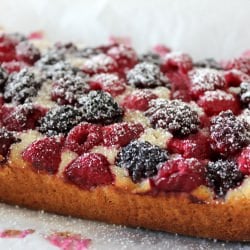 Oat Bake with Berries