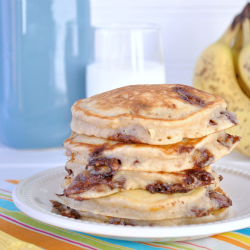Peanut Butter Cup Banana Pancakes