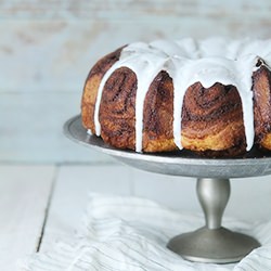 Cinnamon Roll Bundt Cake
