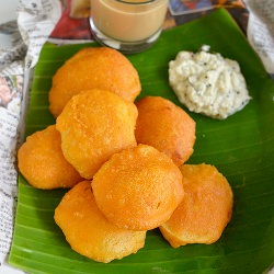 Potato Bajji (Fritters) | Aloo Bajji