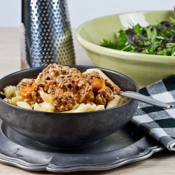 Pasta with Creamy Tomato Mince Sauce