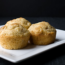 Sandy Apple Muffins