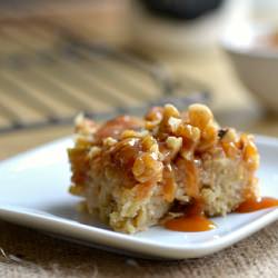 Gooey Salted Pecan Apple Bar