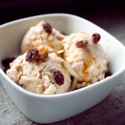Vegan Apple Pie Ice Cream