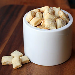 DIY Oyster Crackers