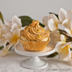 Almond, Orange & Cashew Cupcakes