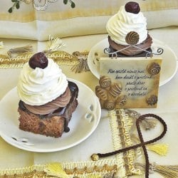 Cake with Fondant and Chocolate