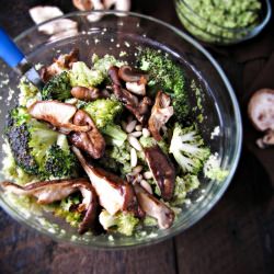Quinoa & Broccoli Avocado Pesto