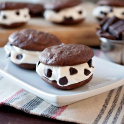 Chocolate Fudge Bourbon Cookies